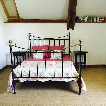 Les Galets - Converted Barn Near The Pyrenees Holiday home