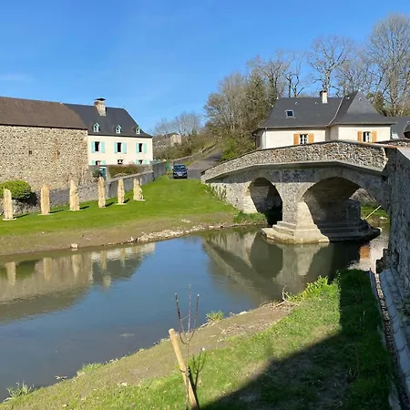Les Galets - Converted Barn Near The Pyrenees Prechacq-Josbaig
